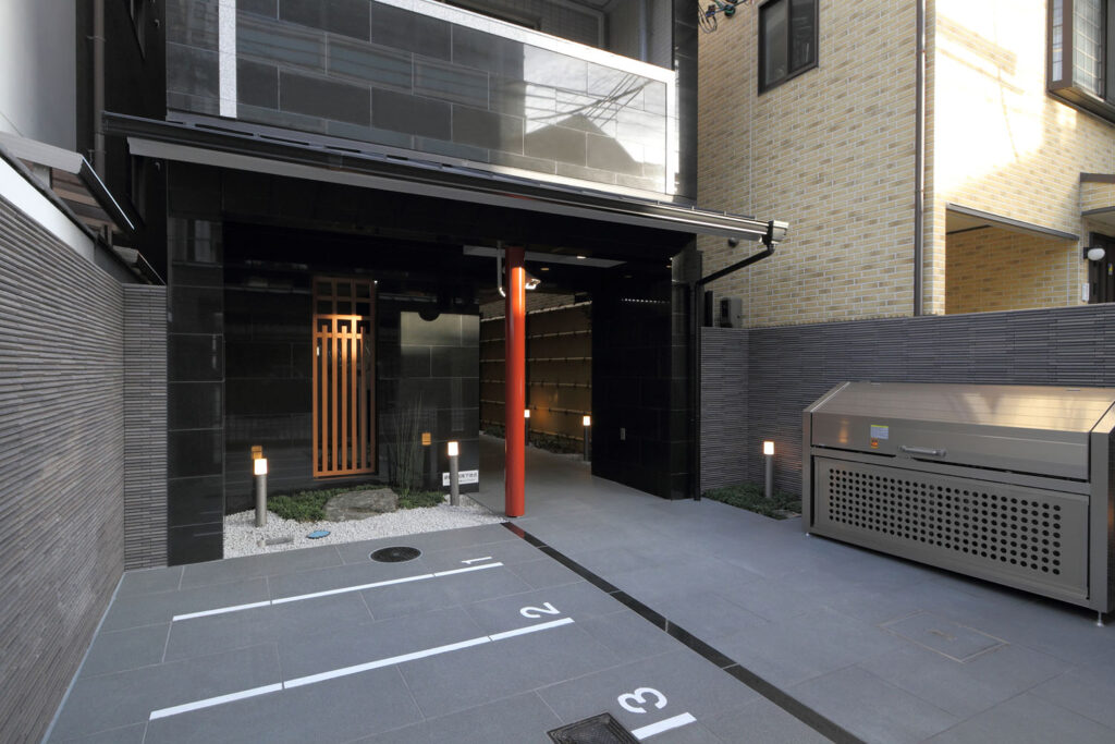 三条油小路M